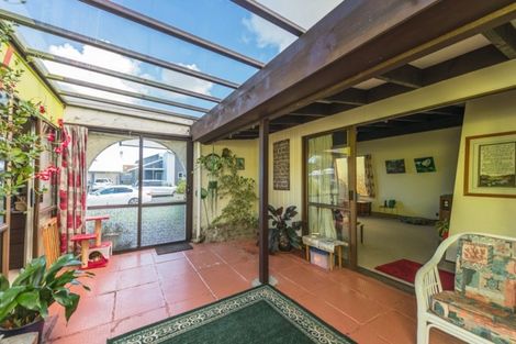 Photo of property in 15 Akepiro Place, Tawhero, Whanganui, 4501