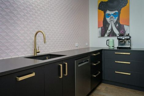 Photo of property in 16 Runholder Rise, Jacks Point, 9371