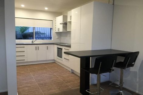 Photo of property in 9/41 Anzac Road, Browns Bay, Auckland, 0630