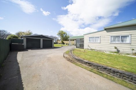 Photo of property in 124 Miranda Street, Stratford, 4332