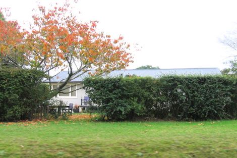 Photo of property in 27 Churchouse Road, Greenhithe, Auckland, 0632