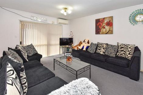Photo of property in 3/16 Avis Avenue, Papatoetoe, Auckland, 2025