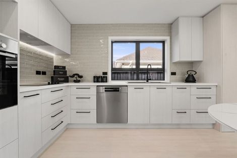 Photo of property in 1/47 Celia Street, Redcliffs, Christchurch, 8081