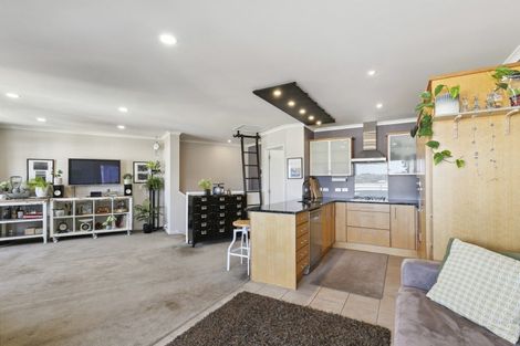 Photo of property in Marrakech Cafe, 71/305 Evans Bay Parade, Hataitai, Wellington, 6021