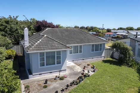 Photo of property in 2 William Street, Levin, 5510