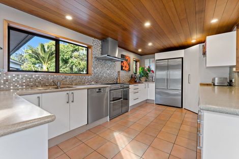 Photo of property in 34 Motutara Road, Muriwai, Waimauku, 0881