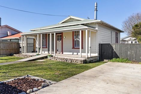 Photo of property in 15 Fairs Road, Milson, Palmerston North, 4414