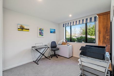 Photo of property in 27 Tiny Hill Drive, Rolleston, 7614