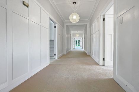 Photo of property in 25 Chamberlain Road, Karori, Wellington, 6012