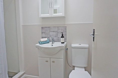 Photo of property in 72f Queen Street West, Levin, 5510