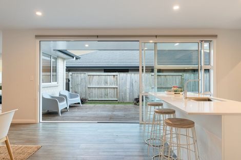 Photo of property in 84 Awataha Crescent, Pyes Pa, Tauranga, 3110