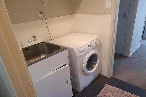 Photo of property in 1/39 Mangorei Road, Strandon, New Plymouth, 4312