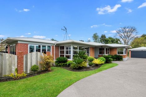 Photo of property in 9 Lynwood Place, Chedworth, Hamilton, 3210