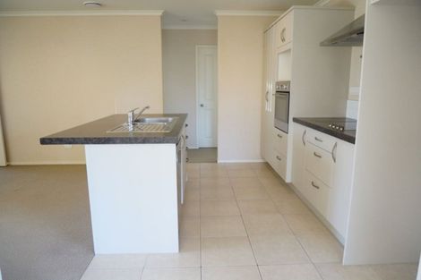 Photo of property in 17a Greenhaven Avenue, Opaheke, Papakura, 2113