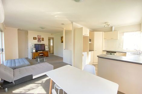 Photo of property in 3 Hawkley Close, Flat Bush, Auckland, 2019