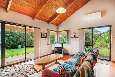 Photo of property in 83 Pipitiwai Drive, Helensville, Kaukapakapa, 0871