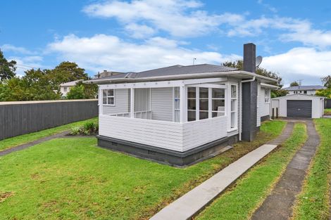 Photo of property in 19 Hardie Street, Mangere East, Auckland, 2024