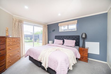 Photo of property in 34 Branigan Parade, Kelvin Grove, Palmerston North, 4414