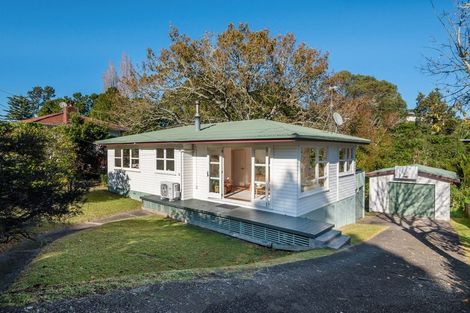 Photo of property in 132 Lancaster Road, Beach Haven, Auckland, 0626
