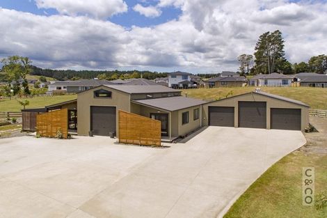 Photo of property in 73c Oraha Road, Kumeu, 0892