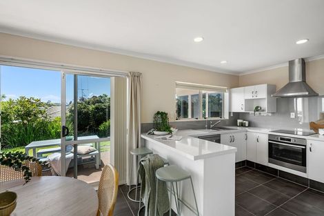 Photo of property in 27 Oteki Park Drive, Welcome Bay, Tauranga, 3112