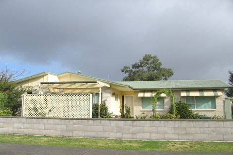 Photo of property in 3 Fleetwood Crescent, Flaxmere, Hastings, 4120