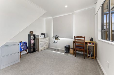 Photo of property in 19 Galway Avenue, Hokowhitu, Palmerston North, 4410