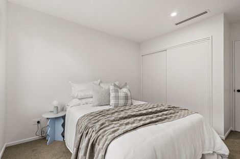 Photo of property in 1 Hobbs Lane, Harewood, Christchurch, 8051