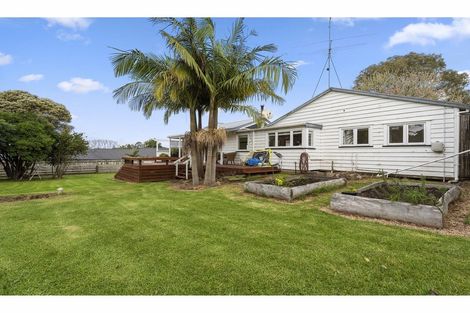 Photo of property in 35 Hall Road, Kerikeri, 0230