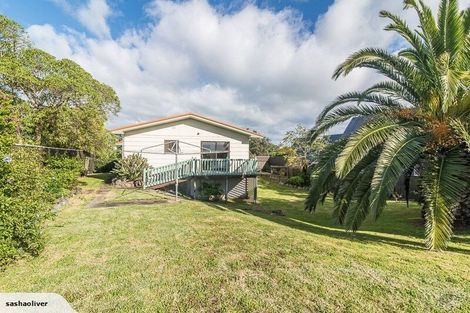 Photo of property in 31 Eruini Street, Waikanae Beach, Waikanae, 5036