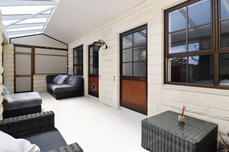 Photo of property in 15a Oakleigh Crescent, Oamaru North, Oamaru, 9400