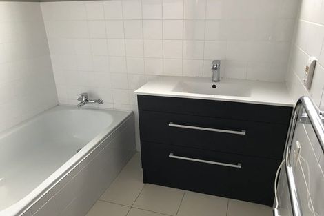 Photo of property in 3/100 Papanui Road, Merivale, Christchurch, 8014