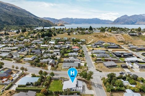 Photo of property in 2 Bell Street, Lake Hawea, Wanaka, 9382