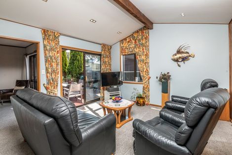 Photo of property in 26 Burbank Crescent, Churton Park, Wellington, 6037