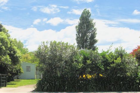Photo of property in 11 Main Road, Tolaga Bay, 4077