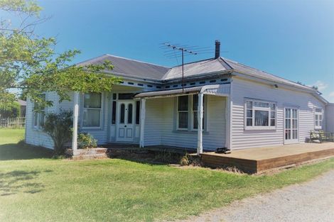 Photo of property in 27 High Street, Hawarden, 7385