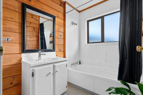 Photo of property in 2/58 Hei Hei Road, Hei Hei, Christchurch, 8042