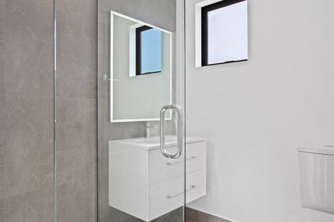 Photo of property in 4/58 Waltham Road, Sydenham, Christchurch, 8023