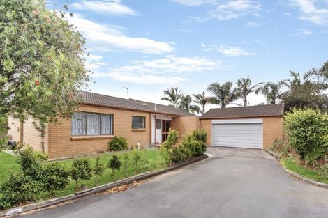 Photo of property in 4 Baronie Court, Half Moon Bay, Auckland, 2012