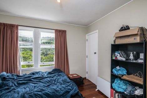 Photo of property in 21 Montgomery Avenue, Karori, Wellington, 6012