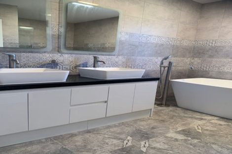 Photo of property in 74 Kahawairahi Drive, Beachlands, Auckland, 2018