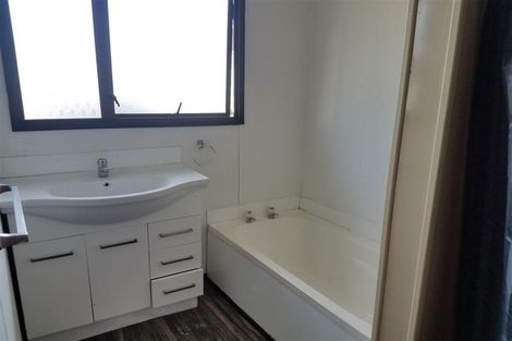 Photo of property in 4/34 Ferndale Road, Mount Wellington, Auckland, 1060