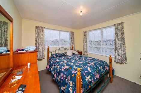 Photo of property in 3 Totara Crescent, Hawera, 4610