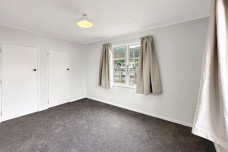 Photo of property in 68 Seddon Street, Naenae, Lower Hutt, 5011