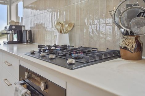 Photo of property in 12 Little Barrier Avenue, Manly, Whangaparaoa, 0930