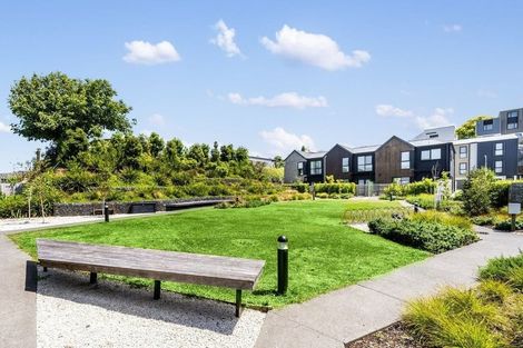 Photo of property in 2/24 Tahuhu Road, Mount Wellington, Auckland, 1062