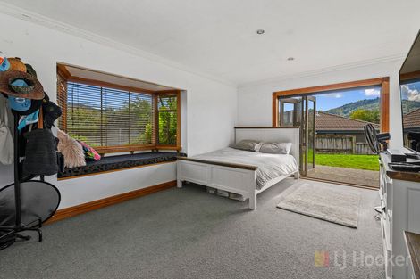 Photo of property in 48 Hamon Place, Pukehangi, Rotorua, 3015