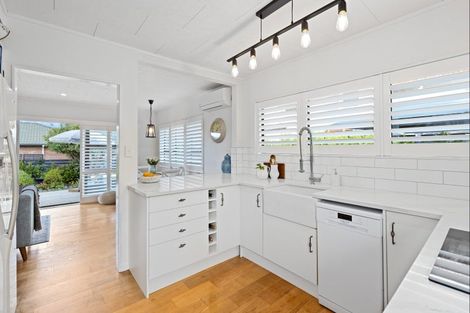 Photo of property in 21b Nukumea Common, Orewa, 0931