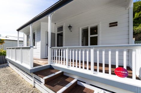 Photo of property in 131 Shakespeare Road, Bluff Hill, Napier, 4110