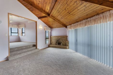 Photo of property in 94 Onetaunga Road, Chatswood, Auckland, 0626